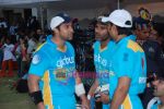 Aftab Shivdasani, Sunil Shetty at the cricket match for CPAA and Percept celebrate World No Tobacco Day in Mumbai Police Gymkhana, Mumbai on Monday, 25 May 2009 (10).JPG