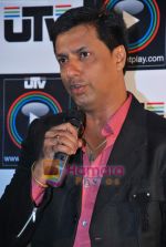 Madhur Bhandarkar at the Launch of Fashion movie on mobile in UTVPlay.com at Fame on 3rd June 2009 (60).JPG