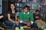 Karnveer and Teejay Sidhu at Poddar_s Zelda book launch in Granth Book Store on 5th June 2009.JPG