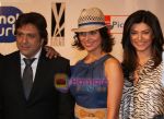 Govinda, Lara, Sushmita at 10th IIFA Awards in Macau on 12th June 2009 (6).jpg