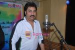 Kumar Sanu at Guinness record of 333 singers for peace song - let_s Have Some Fun in MHADA on 20th July 2009  (2).JPG