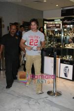 Saif Ali Khan promoted the Love Aaj Kal Apparel Line at Shoppers Stop on 23rd July 2009 (43).JPG