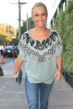 Hayden Panettiere Candids.jpg