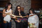 Rekha, Shilpa Shetty, Kiran Bawa at the launch of Shilpa Shetty_s spa Iosis with Kiran Bawa on 26th July 2009 (2).JPG