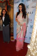 Kareena Kapoor annouced at Gitanjali_s Parineeta brand ambassador in Taj Land_s End, Bandra, Mumbai on 27th July 2009 (47).JPG