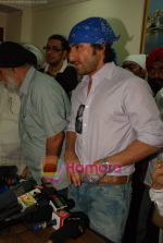 Sikh Community clears Saif Ali Khan_s Love Aaj Kal in Mumbai on 29th July 2009 (14).jpg