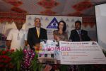 Celina Jaitley at Aditya Jyot Eye Hospital to launch care for the eye program in Wadala on 2nd Aug 2009 (5).JPG
