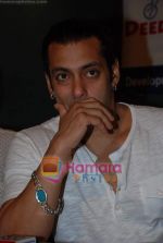 Salman Khan at Deeds event in Amara on 31st July 2009 (50).JPG
