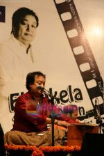 Bhupinder Singh at the Launch of Mitali and Bhupinder_s album Ek Akela Shaher Mein in Nehru Centre on 11th Aug 2009 (2).JPG
