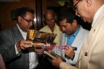 Sachin Tendulkar at Harsha Bhogle_s book launch in Taj Land_s End on 18th Aug 2009 (4).JPG