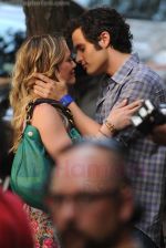 Hilary Duff and Penn Badgley On The Set Of GOSSIP GIRL in New York City on 26th August 2009 (25).jpg