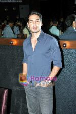 Dino Morea at Acid Factory promotional event in Mirador on 9th Sep 2009.JPG