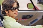 Shahid Kapoor in the still from movie Dil Bole Hadippa (6).jpg