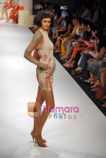 Model walk the ramp for Mandira Wirk_s Show on LIFW Day 4 on 21st Sep 2009 (43).JPG