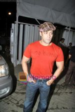 Salman Khan at Kanchivaram success bash in Cest La Vie on 22nd Sep 2009 (5).JPG