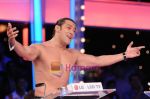 Salman Khan goes Topless for Do Knot Disturb.JPG