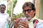 Amitabh Bachchan on the occasion of his birthday in Amitabh_s Residence, Juhu on 11th Oct 2009 (16).JPG