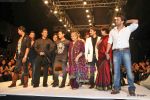 Aamir Khan, Saif Ali Khan, Akshay Kumar, Sanjay Dutt, Salman Khan, Katrina Kaif, Arbaaz Khan, Sohail Khan, Govinda at Being Human Show in HDIL Day 2 on 13th Oct 2009 (12).JPG