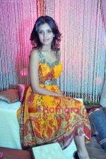 at Amara store to promote designers Archana Kocchar, Meera Mahadevia and Neyomi Khaitan in Amara on 22nd Oct 2009 (40).JPG