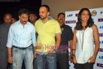Bipasha Basu, Rohit Shetty  meets All The Best fans in Fame on 23rd Oct 2009 (3).JPG