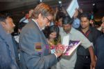 Amitabh Bachchan met the Aladin-Godrej Contest winners at a gala event held in mumbai on 28th Oct 2009 (23).JPG
