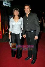 Archana Puran Singh, Parmeet Sethi at MAMI Awards closing night on 5th Nov 2009 (66).JPG