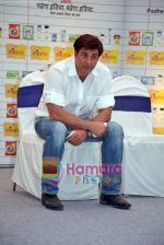 Sunny Deol at Shiksha NGO event in P and G Office on 5th Nov 2009 (7).JPG