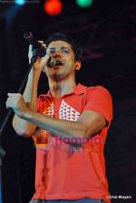 Farhan Aktar performs live at S-Satr Rocks show in Chitrakoot Grounds on 7th Nov 2009 (28).JPG