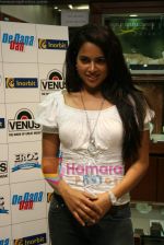 Sameera Reddy promotes De Dhana Dhan in Inorbit Mall on 15th Nov 2009 (17).JPG