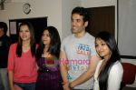 Tusshar Kapoor visits Roshan Taneja Acting classes in Andheri, Mumbai on 14th Nov 2009 (7).JPG