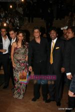 Shahrukh Khan, Gauri Khan at Shilpa Shetty and Raj Kundra_s wedding reception in Mumbai on 24th Nov 2009 (9).JPG