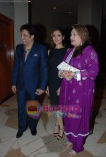Govinda with Family at the launch of Purnima Lamchae and Misti Mukherjee_s Films in Enigma on 25th Nov 2009 (3).JPG