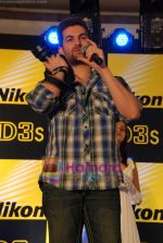 Neil Nitin Mukesh launches Nikon D3s camera in Mumbai on 30th Nov 2009 (12).JPG
