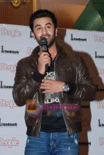 Ranbir Kapoor voted sexiest male actor by People in Landmark, Infinity Mall on 3rd Dec 2009 (5).JPG