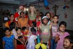 Claudia Ciesla celebrated X_mas with kids in Behrambaug, Jogeshwari on 21st Dec 2009 (21).JPG
