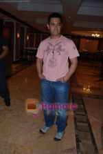 Aamir Khan at 3 Idiots press meet in Taj Land_s End on 22nd Dec 2009 (9).JPG