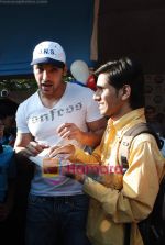 John Abraham attends Sports day for spcial children in Jamnabai Narsee school on 24th Dec 2009 (14).JPG