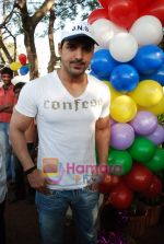 John Abraham attends Sports day for spcial children in Jamnabai Narsee school on 24th Dec 2009 (41).JPG