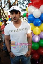 John Abraham attends Sports day for spcial children in Jamnabai Narsee school on 24th Dec 2009 (43).JPG