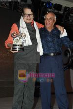 Manoj Kumar, Yash Chopra at Immortal Memories event hosted by GV Films in J W Marriott on 24th Dec 2009 (3).JPG