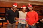 Aamir Khan, Madhavan, Sharman Joshi celebrate Christmas in Taj Land_s End on 25th Dec 2009 (6).JPG