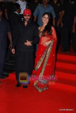 Kareena Kapoor, Saif ALi Khan at 3 Idiots premiere in IMAX Wadala, Mumbai on 23rd Dec 2009 (68).JPG