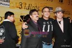 Vidhu Vinod Chopra at 3 Idiots premiere in IMAX Wadala, Mumbai on 23rd Dec 2009 (3).JPG