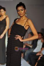 at Beyu Fashion Awards 2009 in Bangalore on 31st Dec 2009 (84).JPG