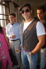 Salman Khan promotes Veer at college fest in Jamnabai, Mumbai on 4th Jan 2010 (33).JPG