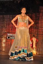 at Manish Malhotra show for Chivas Studio in Grand Hyatt, Mumbai on 10th Jan 2010 (42).JPG