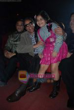 Dharmendra, Saloni at Lions Gold Awards in Bhaidas Hall on 14th Jan 2010 (8).JPG