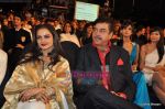 Rekha, Shatrughun Sinha at Stardust Awards on 17th Jan 2010 (2).JPG