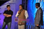 Aamir Khan at IBN7 Super Idols to honor achievers with disability in Taj Land_s End on 19th Jan 2010 (14).JPG