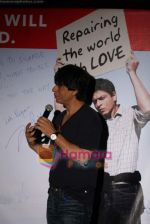 Shahrukh Khan promotes My Name is Khan in Cinemax on 20th Feb 2010 (23).JPG